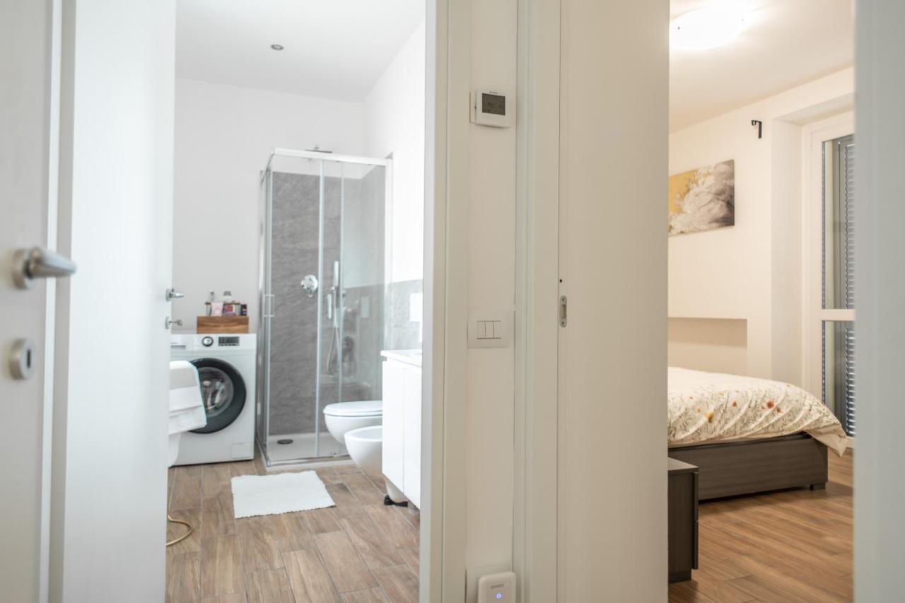 Lora Apartment,Free Private Parking, Self Check In,1 Como Dış mekan fotoğraf