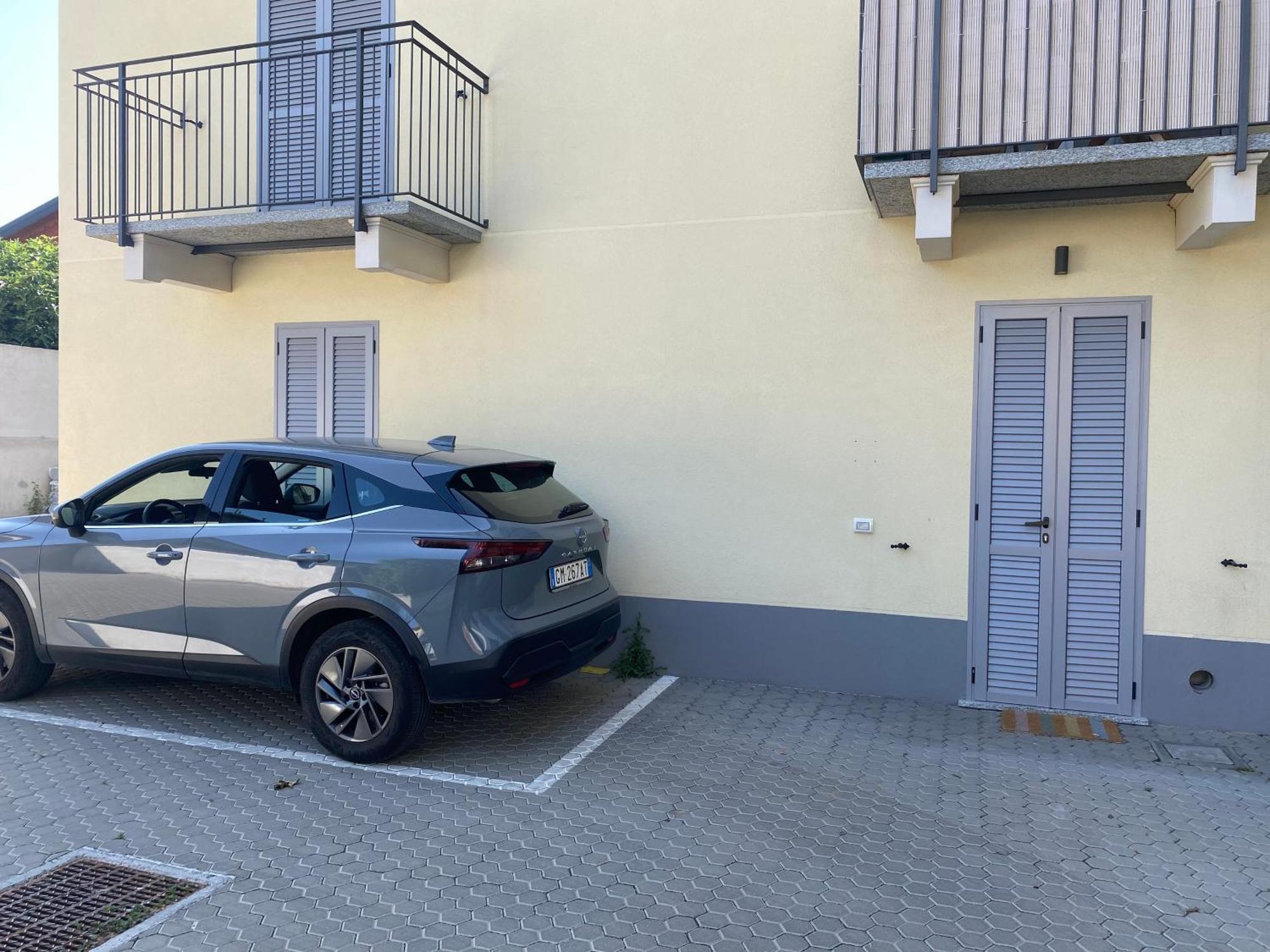 Lora Apartment,Free Private Parking, Self Check In,1 Como Dış mekan fotoğraf