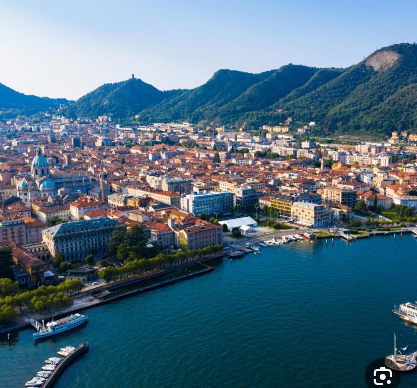 Lora Apartment,Free Private Parking, Self Check In,1 Como Dış mekan fotoğraf